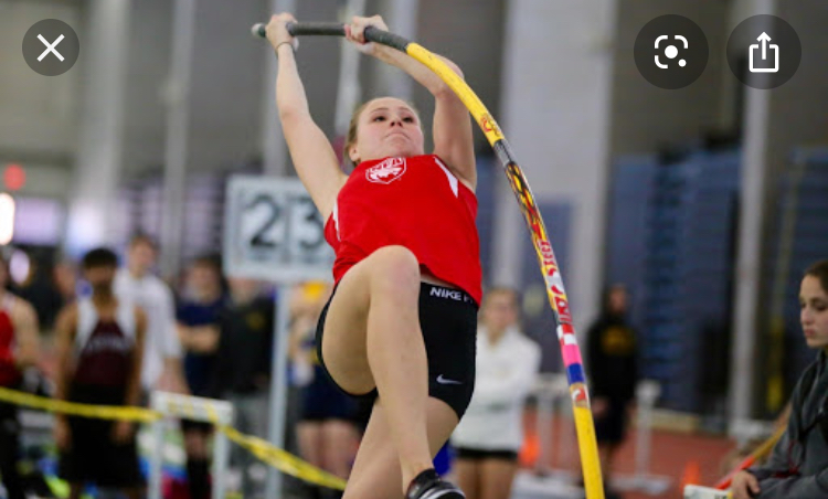Paige Martin Breaks NFA’s Pole Vaulting Record